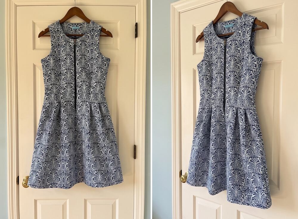 J.McLaughlin Fit & Flare Front Zip Dress Medium Blue White Damask Knit